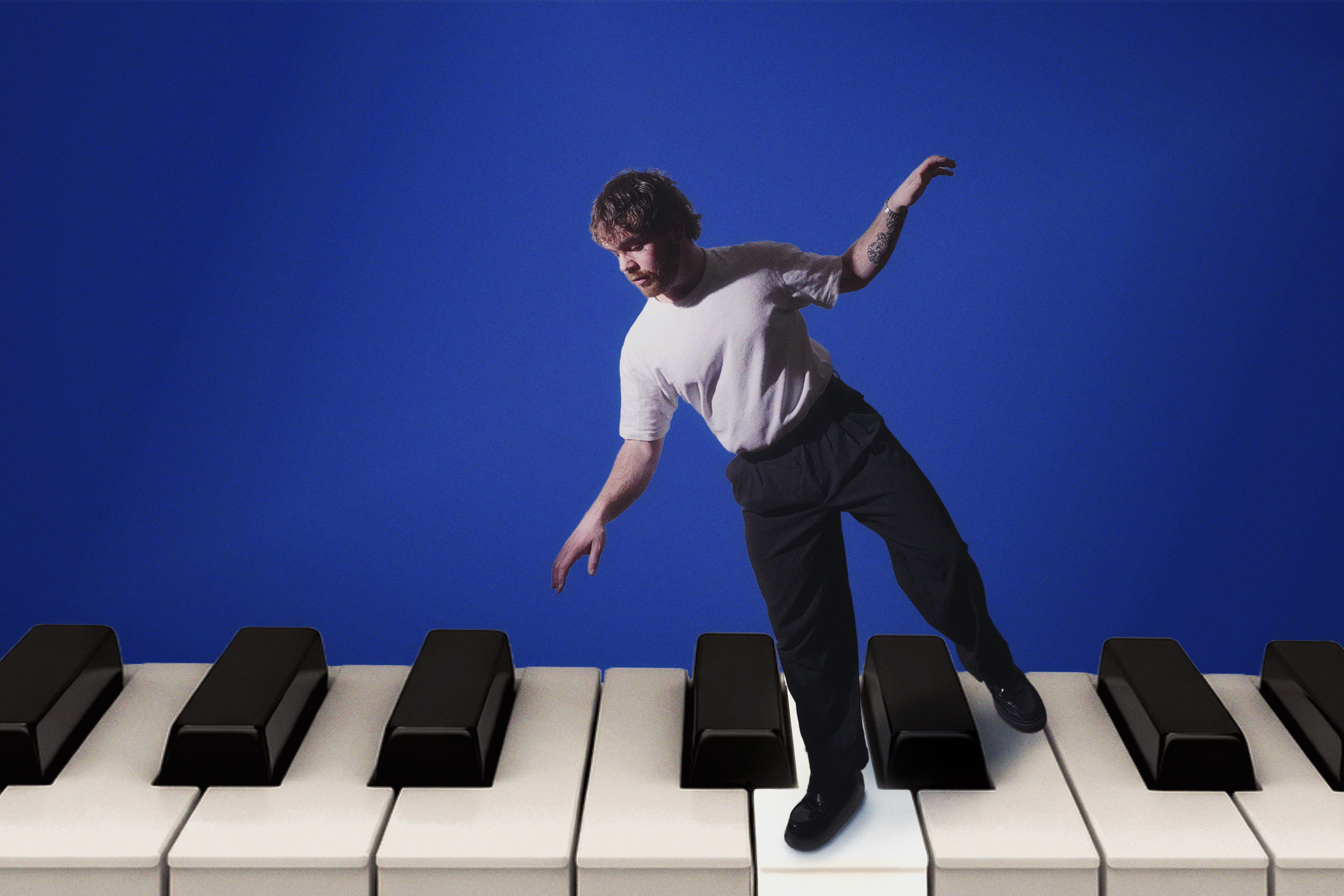 Conor James performing